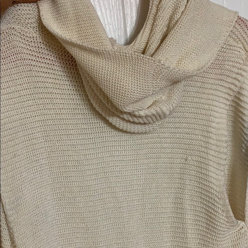Vest - Picture 6 of 6
